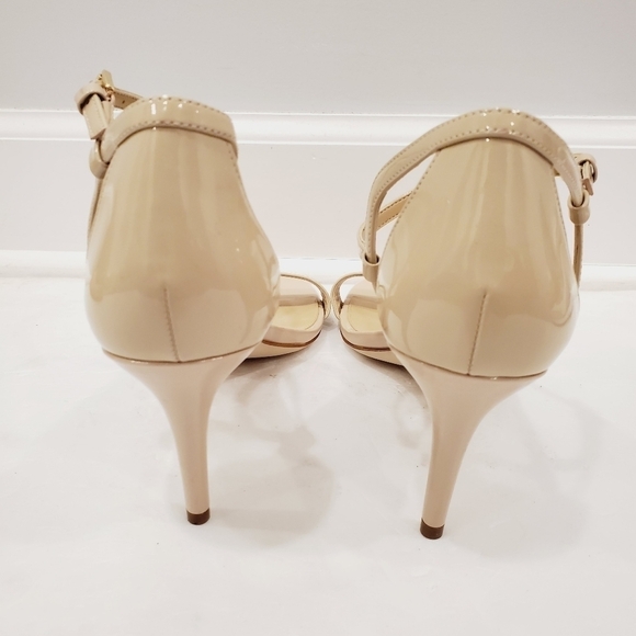 NEW MICHAEL Michael Kors SIMONE Strappy Leather Pumps OYSTER - Picture 4 of 6